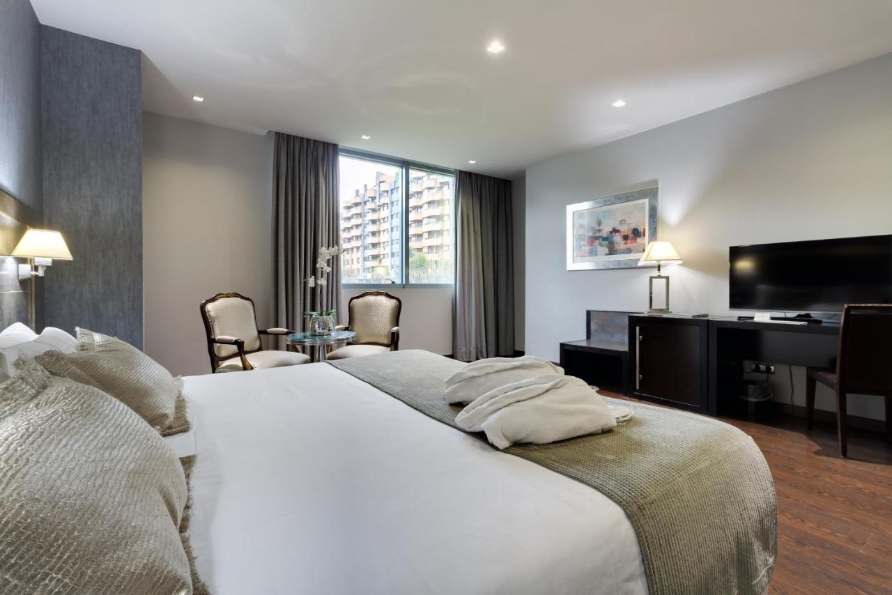 Iberik Santo Domingo Plaza Hotel Oviedo Eksteriør billede