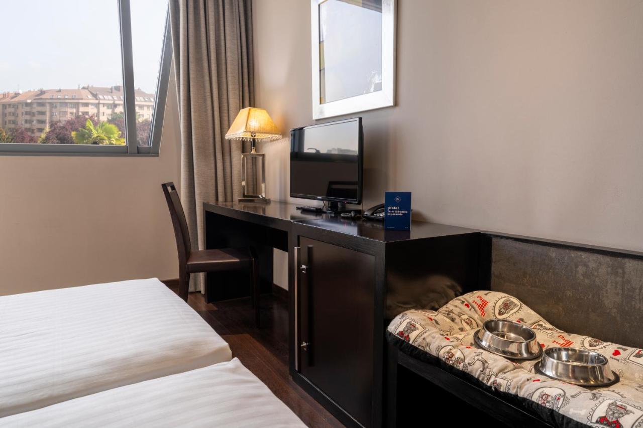 Iberik Santo Domingo Plaza Hotel Oviedo Eksteriør billede