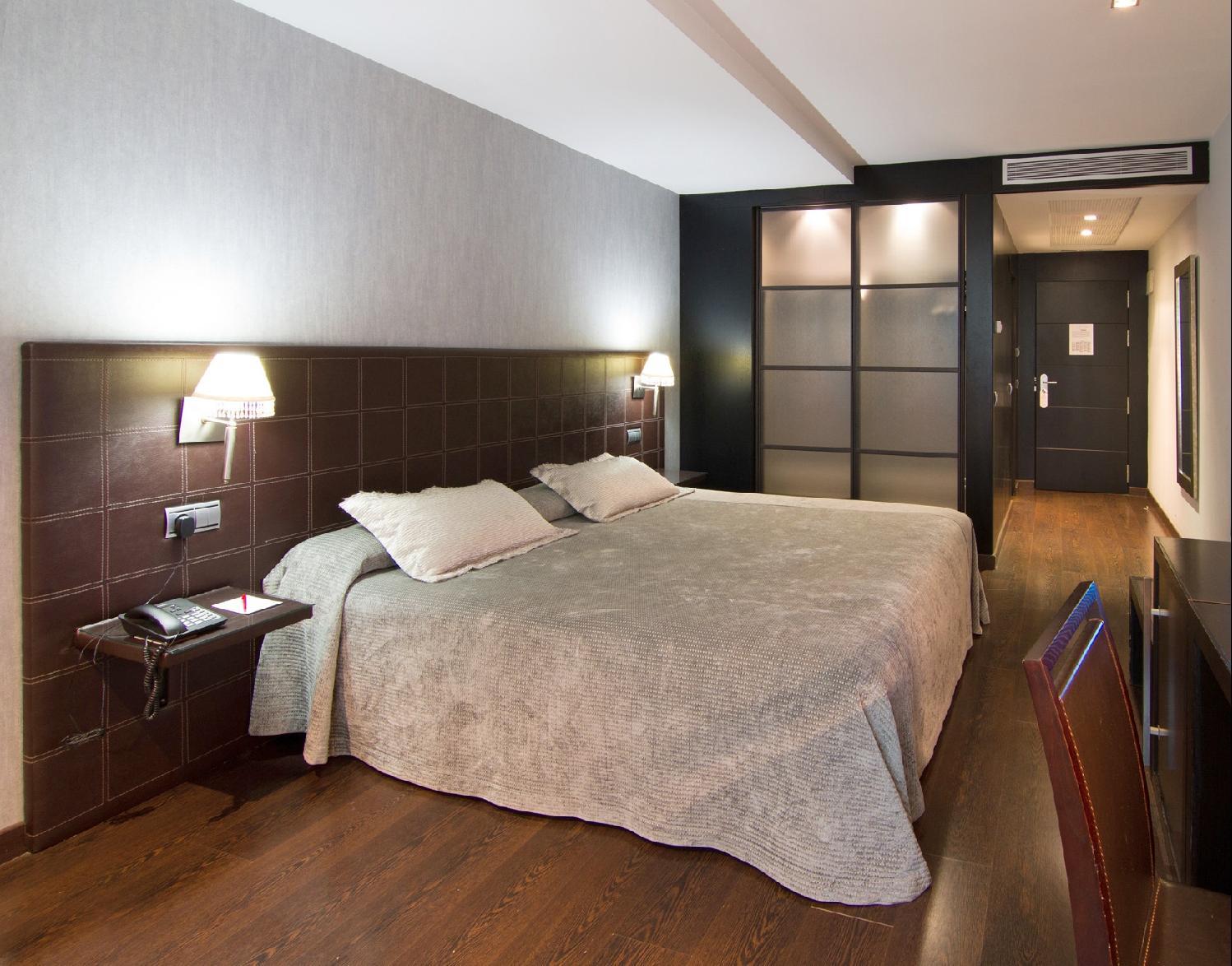 Iberik Santo Domingo Plaza Hotel Oviedo Eksteriør billede