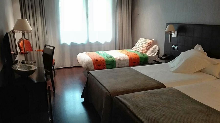 Iberik Santo Domingo Plaza Hotel Oviedo Eksteriør billede