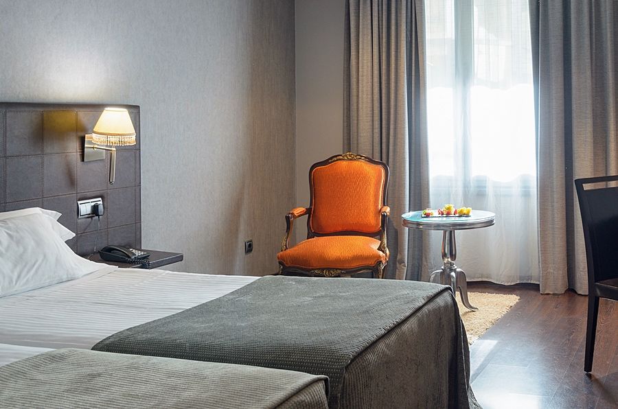 Iberik Santo Domingo Plaza Hotel Oviedo Eksteriør billede