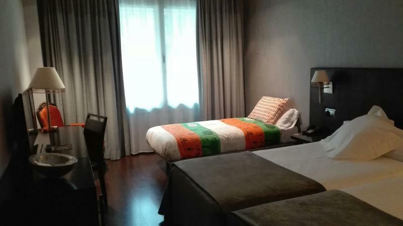 Iberik Santo Domingo Plaza Hotel Oviedo Eksteriør billede